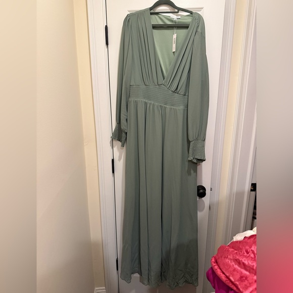 Plus Size Baltic Born Green Maxi Dress Size 3X NWT - Picture 2 of 3